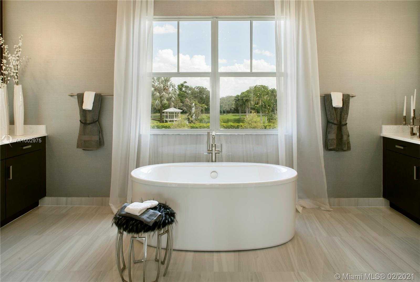 Small Image of 6985 SOUTH STILLWATER SHORES DR, Davie Number 34