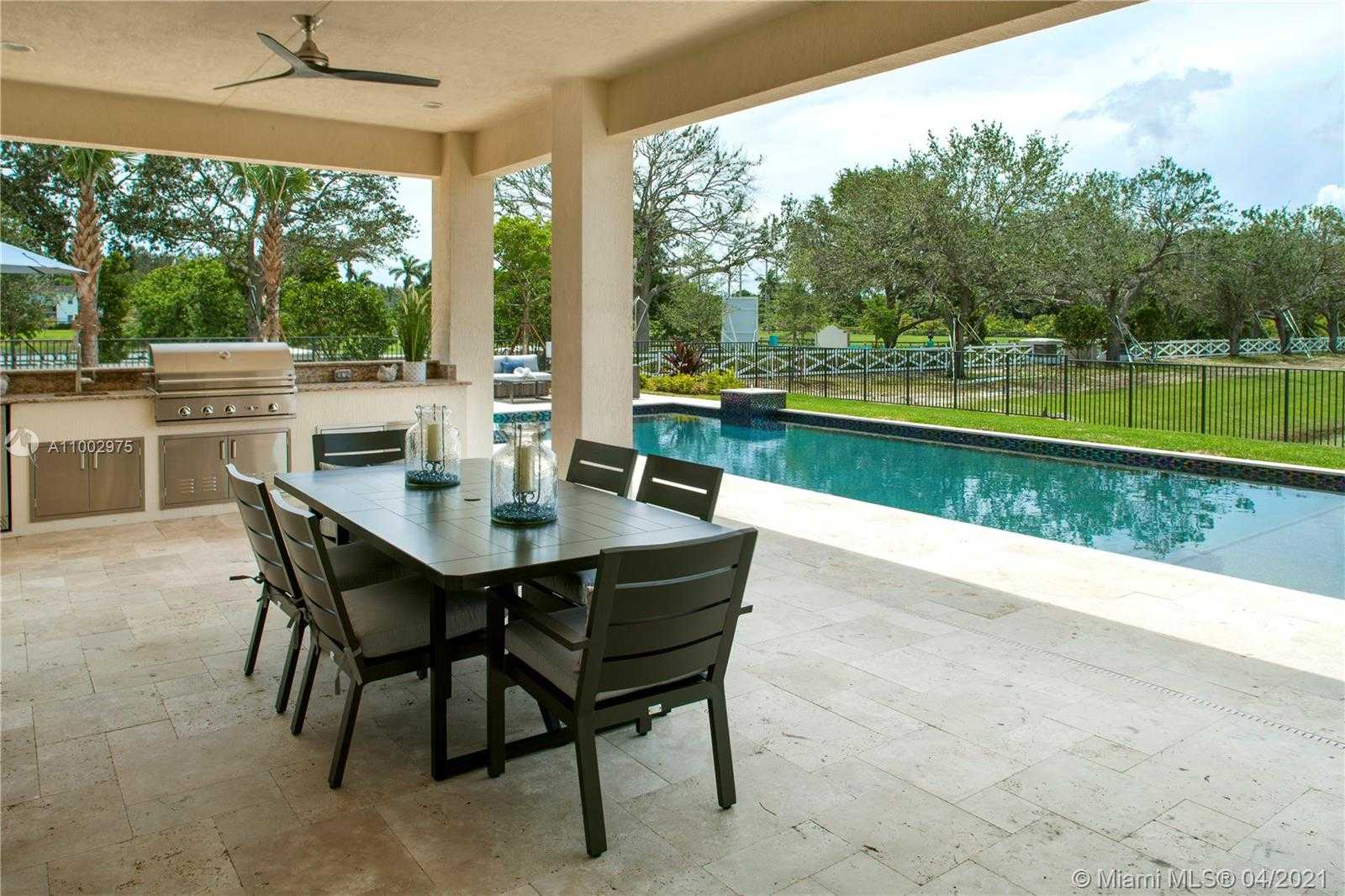 Small Image of 6985 SOUTH STILLWATER SHORES DR, Davie Number 8