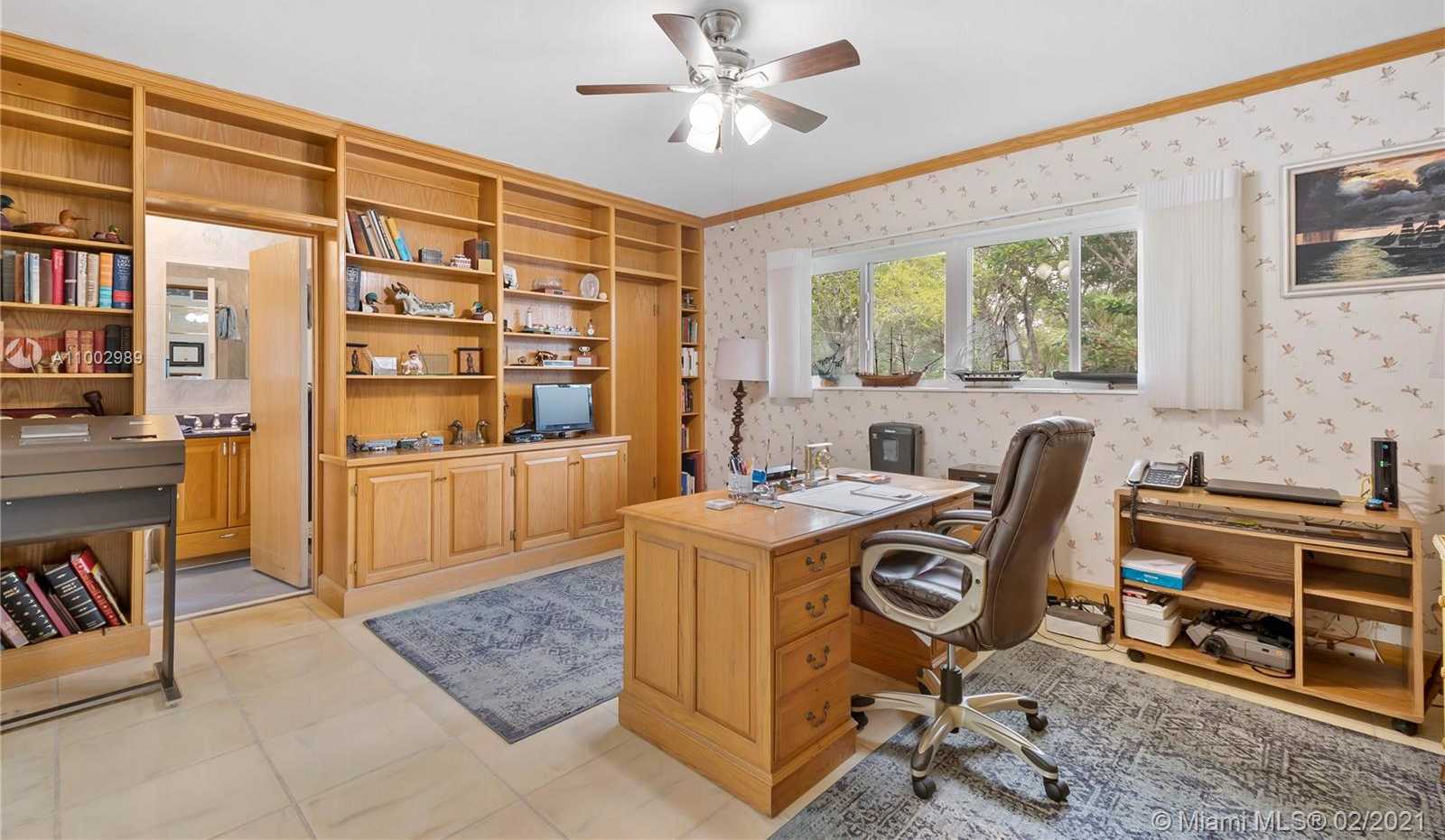 Small Image of 10800 OLD CUTLER RD, Coral Gables Number 23