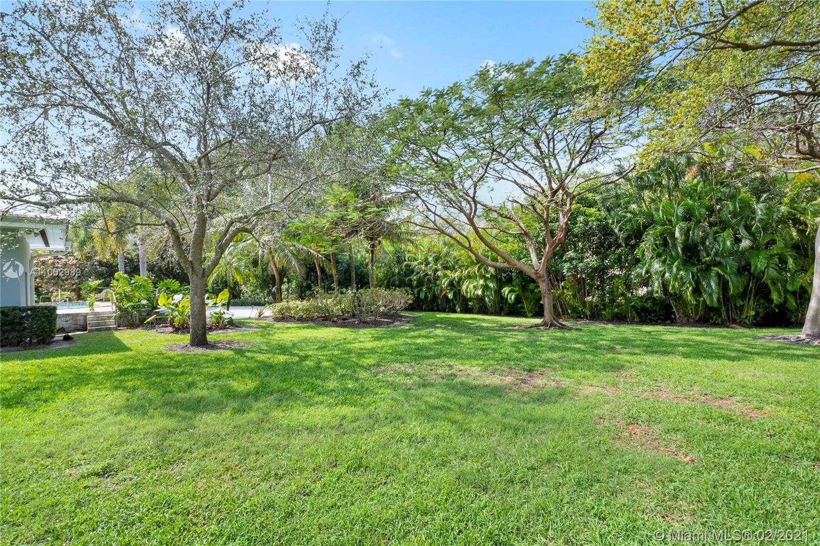 Small Image of 10800 OLD CUTLER RD, Coral Gables Number 30