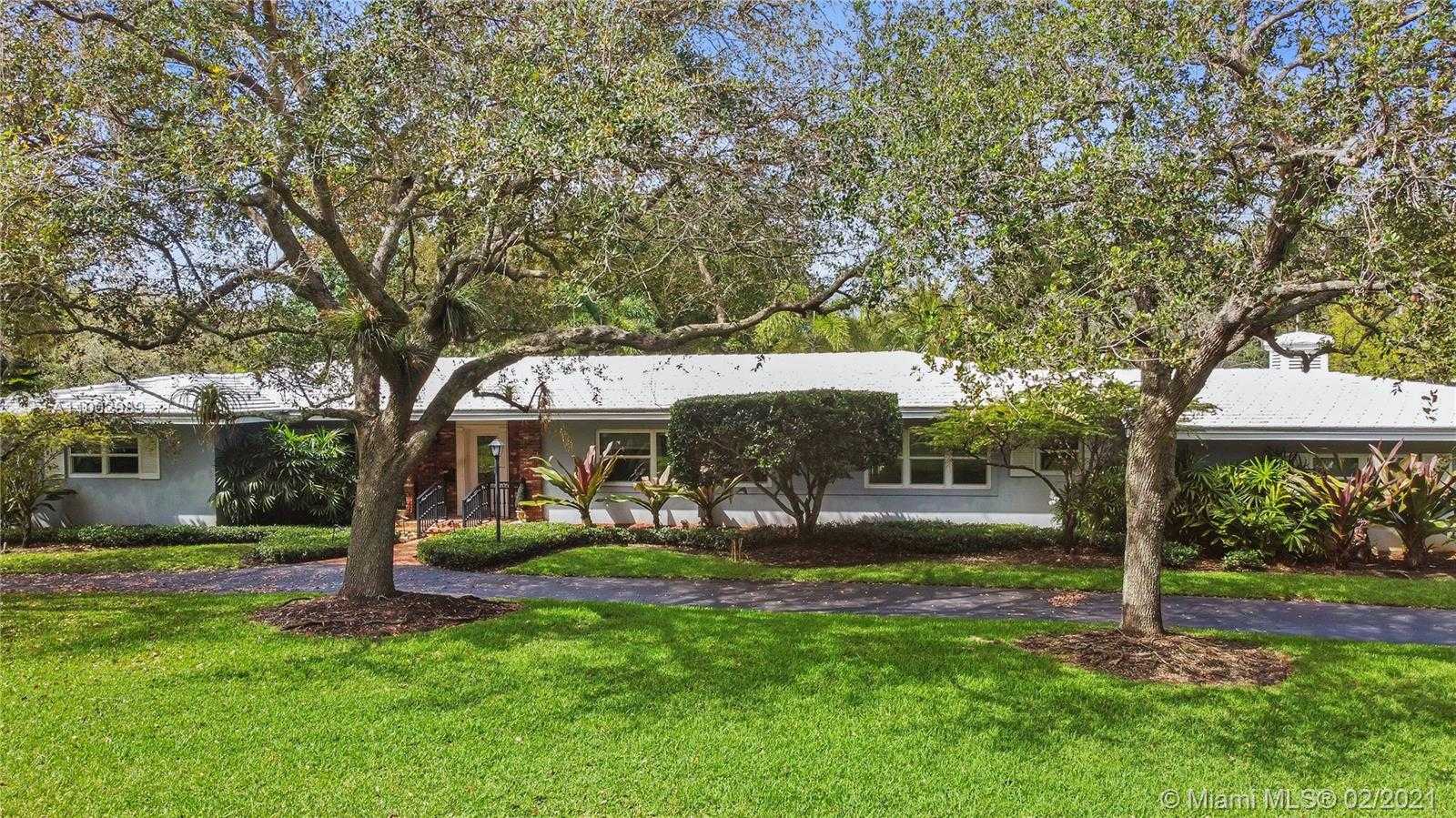 Small Image of 10800 OLD CUTLER RD, Coral Gables Number 32