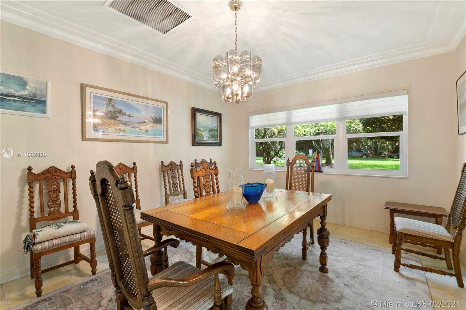 Small Image of 10800 OLD CUTLER RD, Coral Gables Number 4