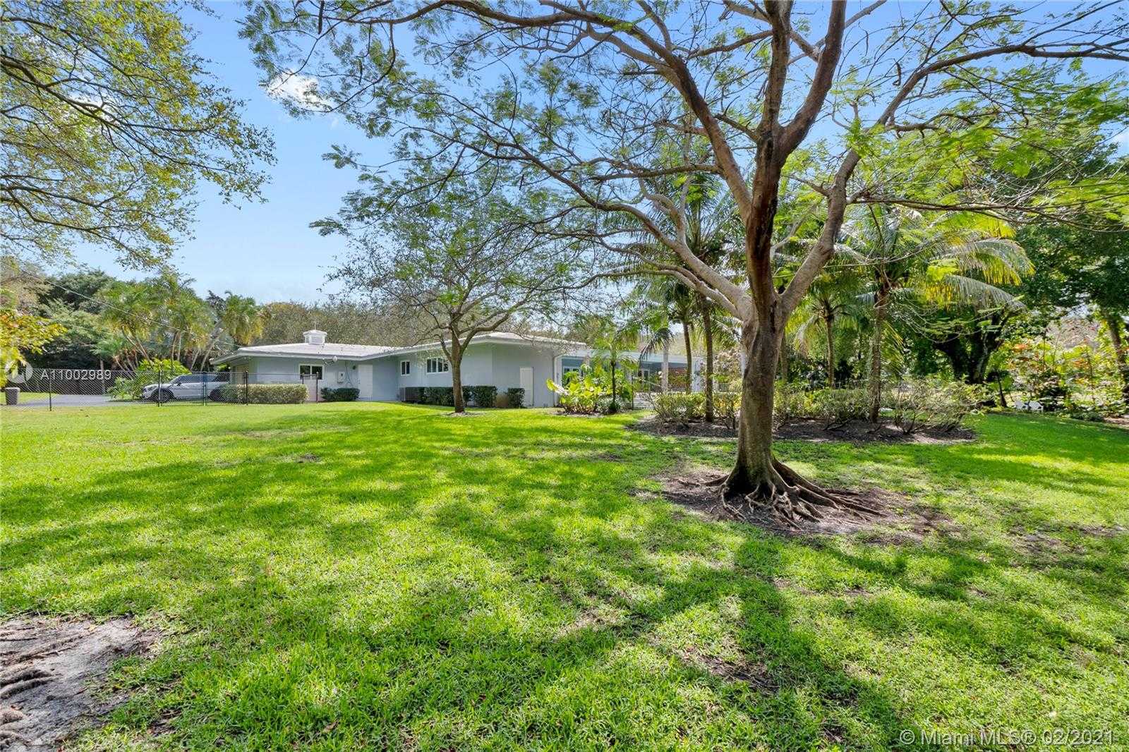 Small Image of 10800 OLD CUTLER RD, Coral Gables Number 9