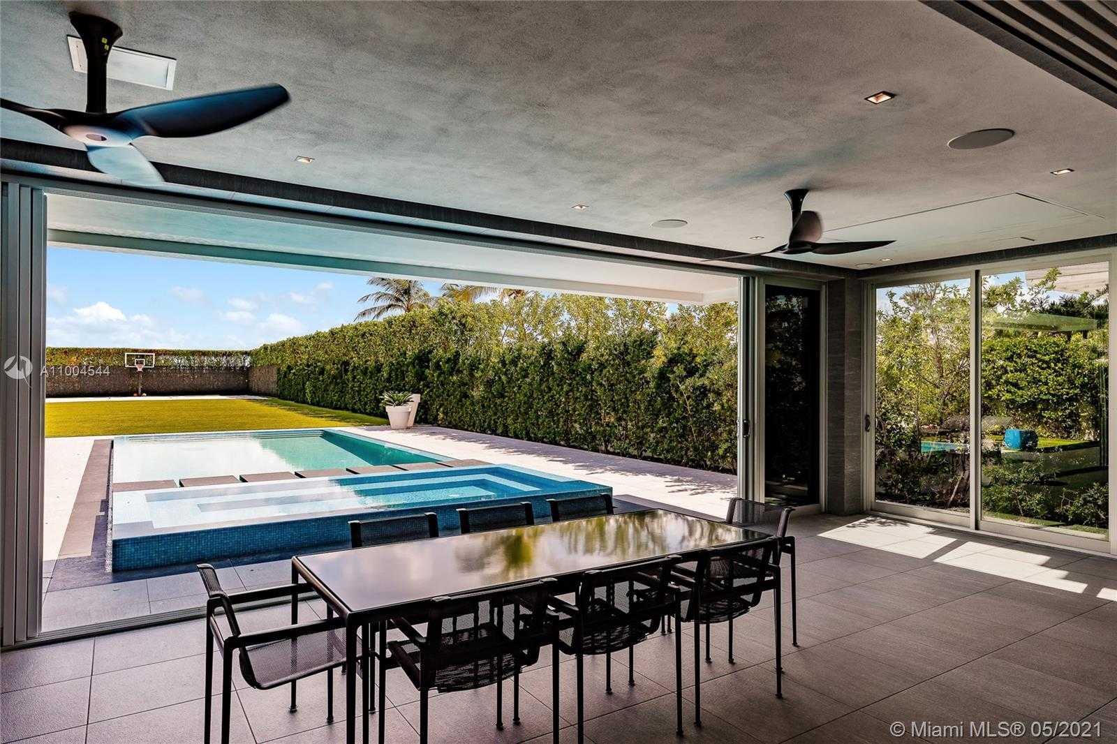 Small Image of 7717 ATLANTIC WAY, Miami Beach Number 18