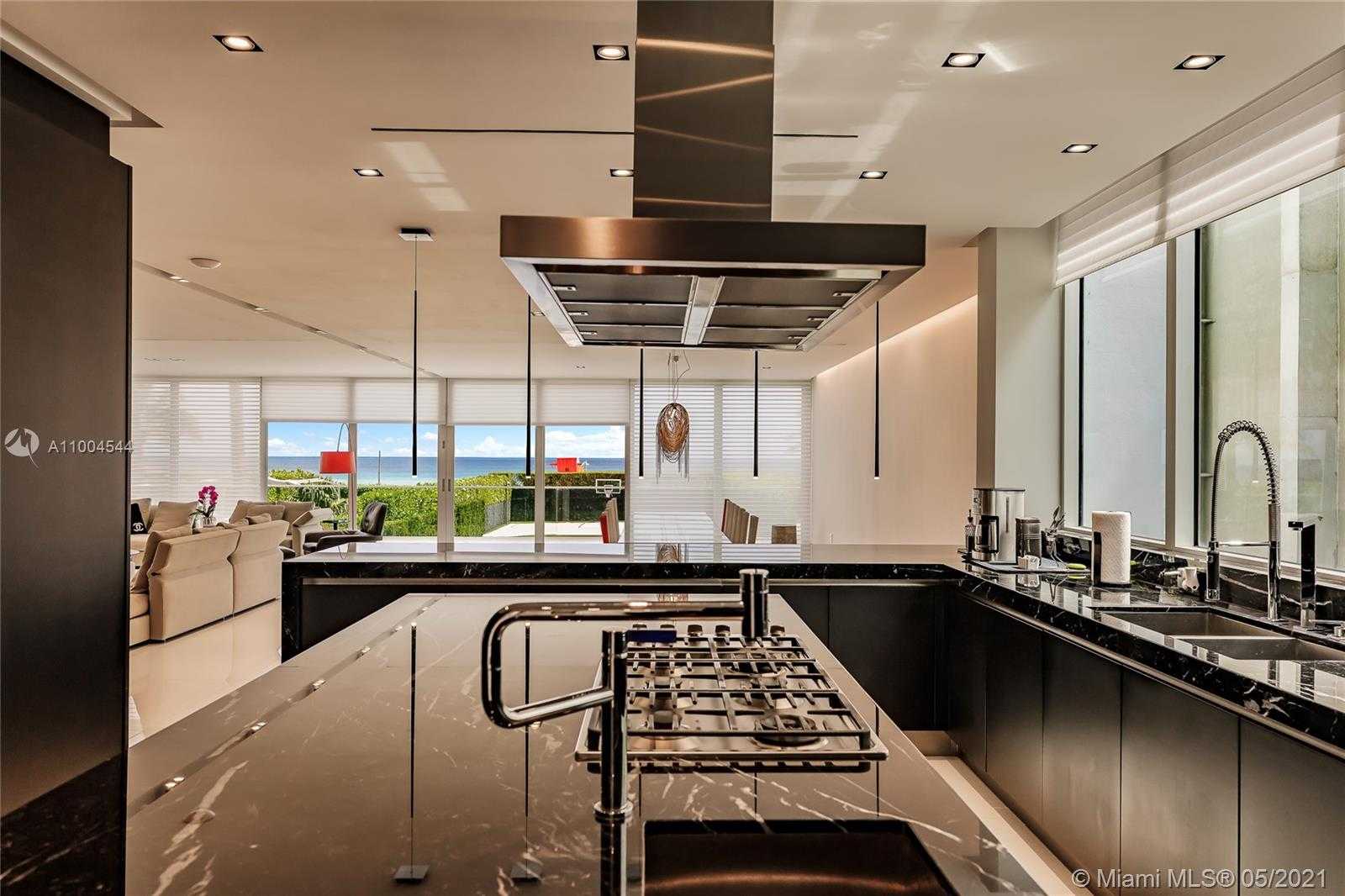 Small Image of 7717 ATLANTIC WAY, Miami Beach Number 28