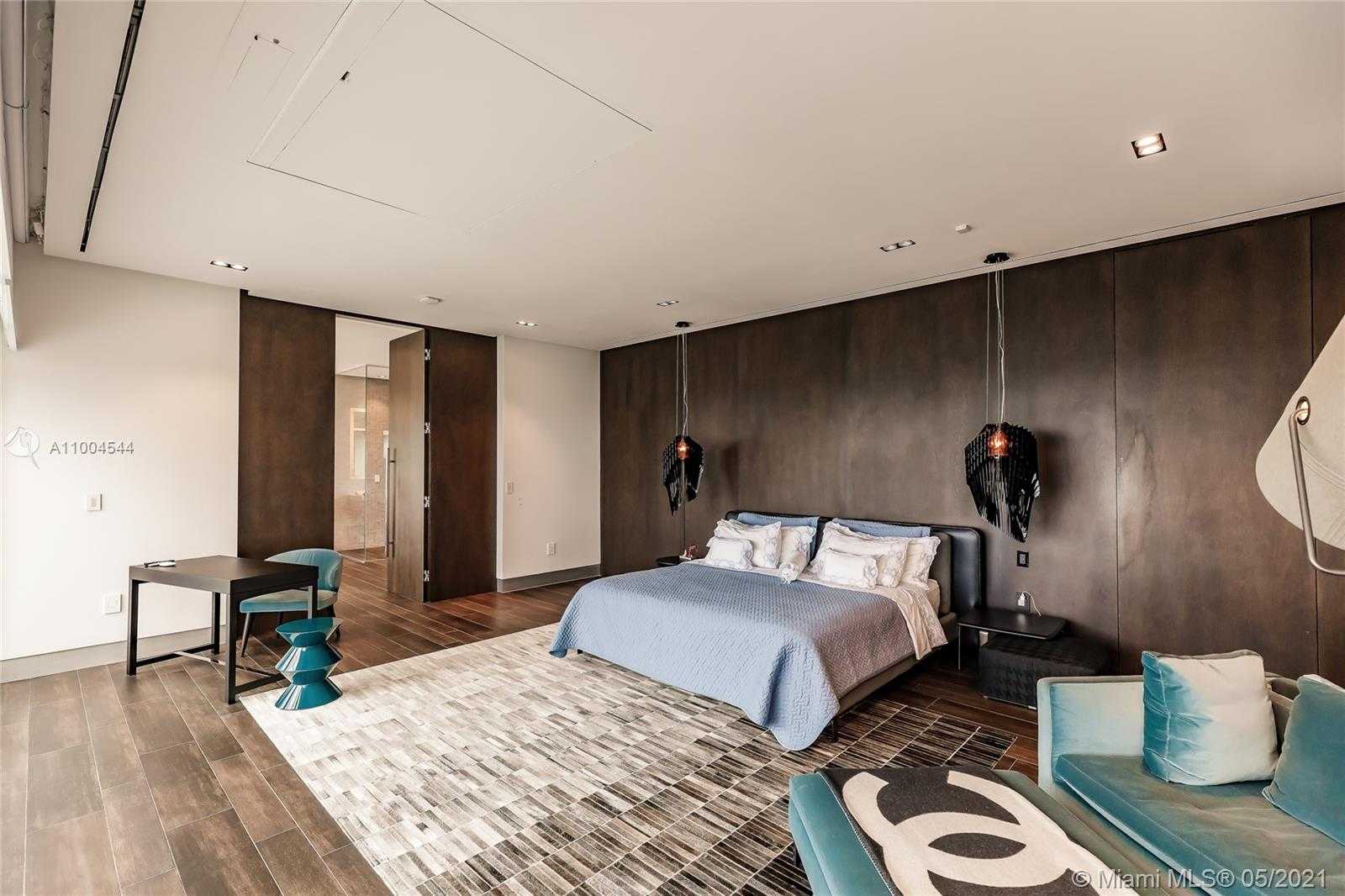 Small Image of 7717 ATLANTIC WAY, Miami Beach Number 37