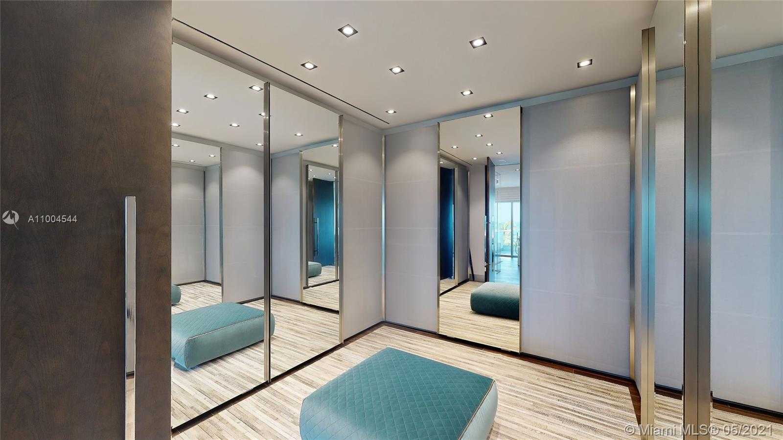 Small Image of 7717 ATLANTIC WAY, Miami Beach Number 51