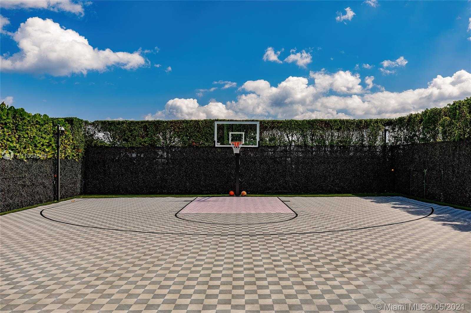 Small Image of 7717 ATLANTIC WAY, Miami Beach Number 67