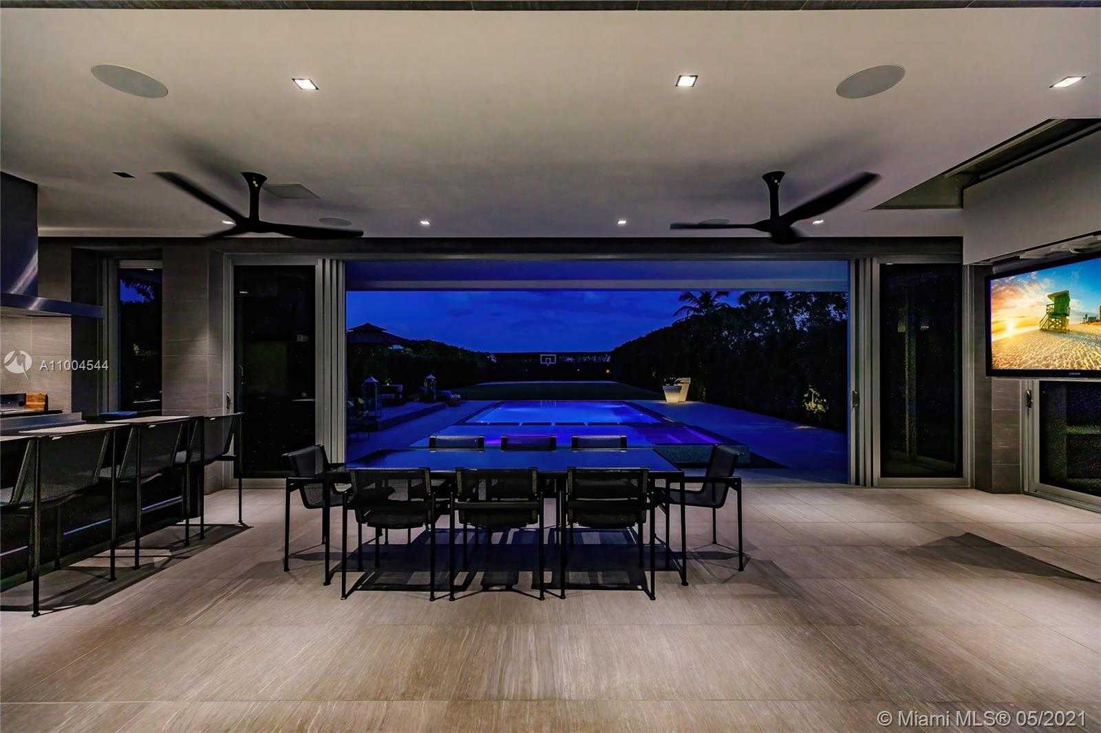 Small Image of 7717 ATLANTIC WAY, Miami Beach Number 80