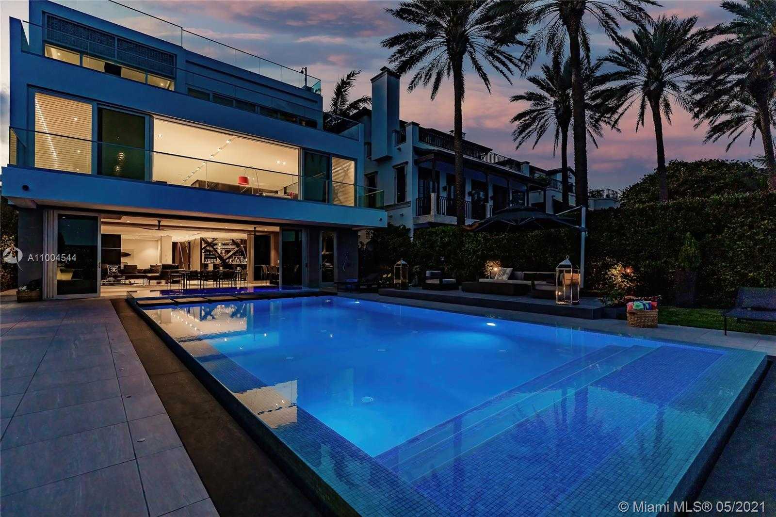 Small Image of 7717 ATLANTIC WAY, Miami Beach Number 87