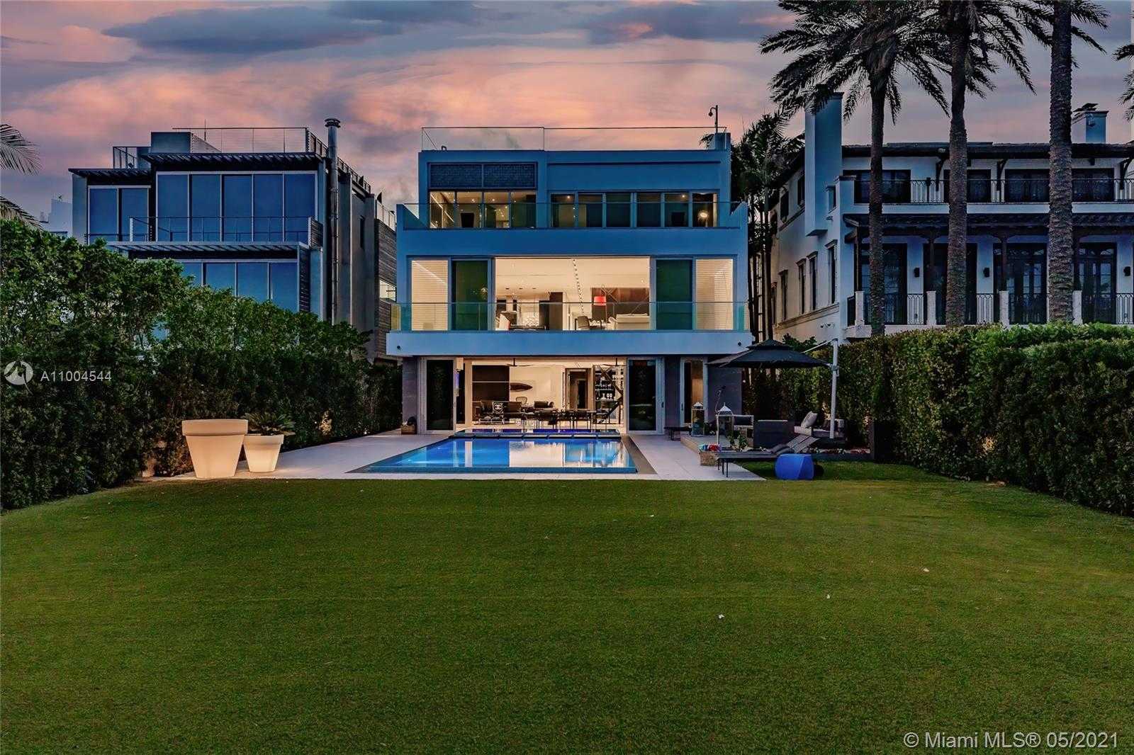 Small Image of 7717 ATLANTIC WAY, Miami Beach Number 89