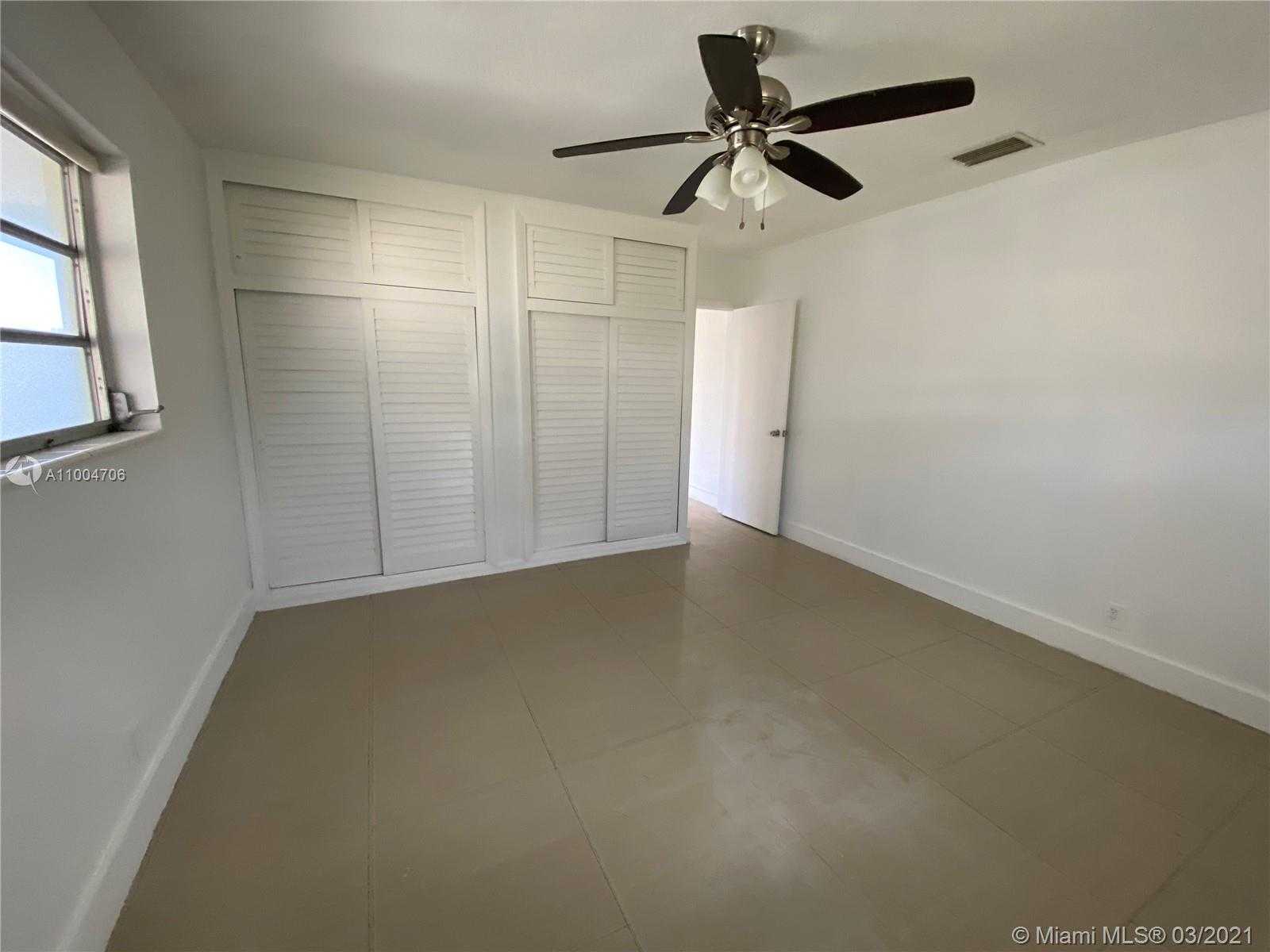 Small Image of 6960 SOUTH WEST 8TH ST, Pembroke Pines Number 12