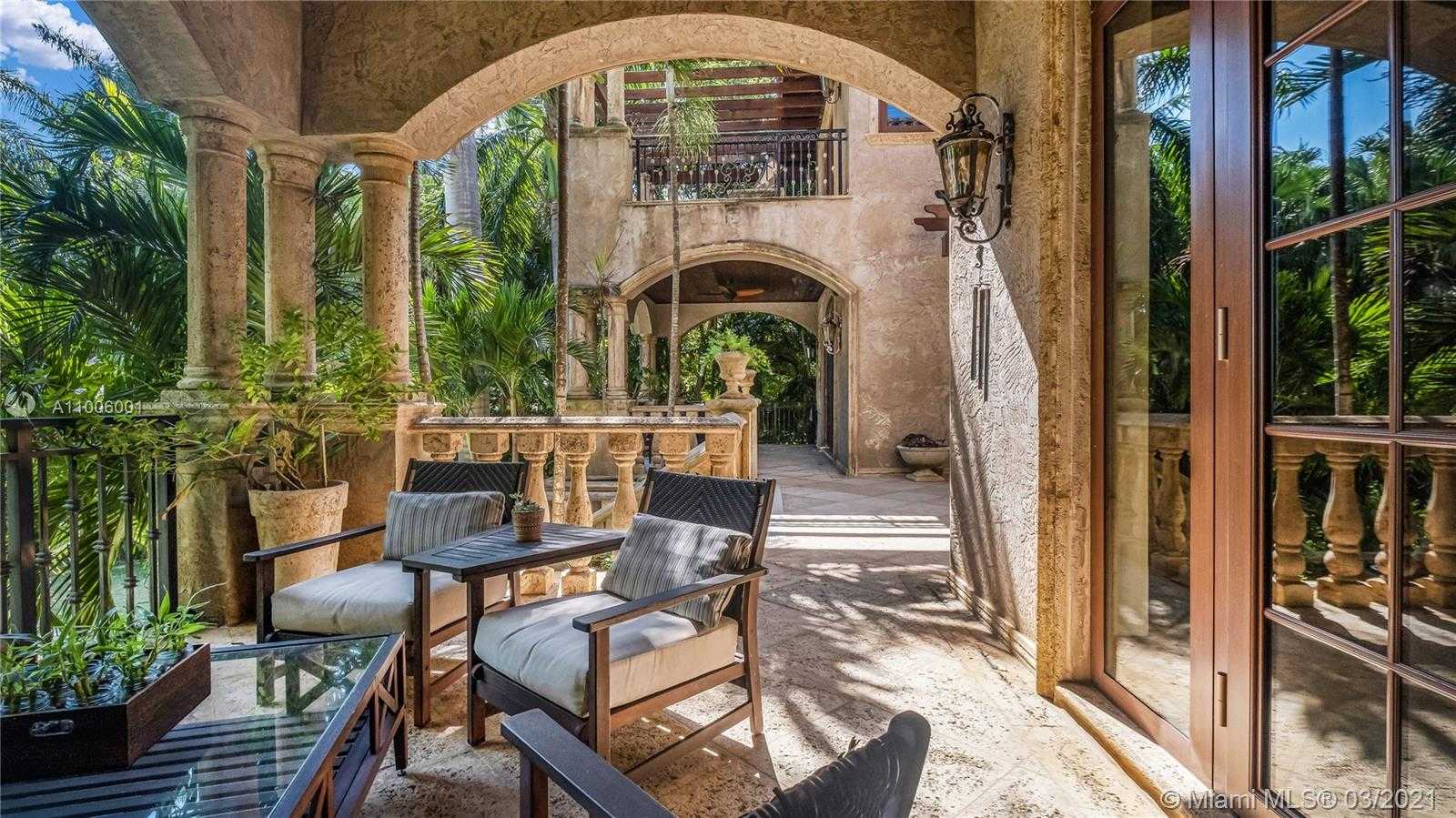 Small Image of 3503 MAIN LODGE DR, Miami Number 10