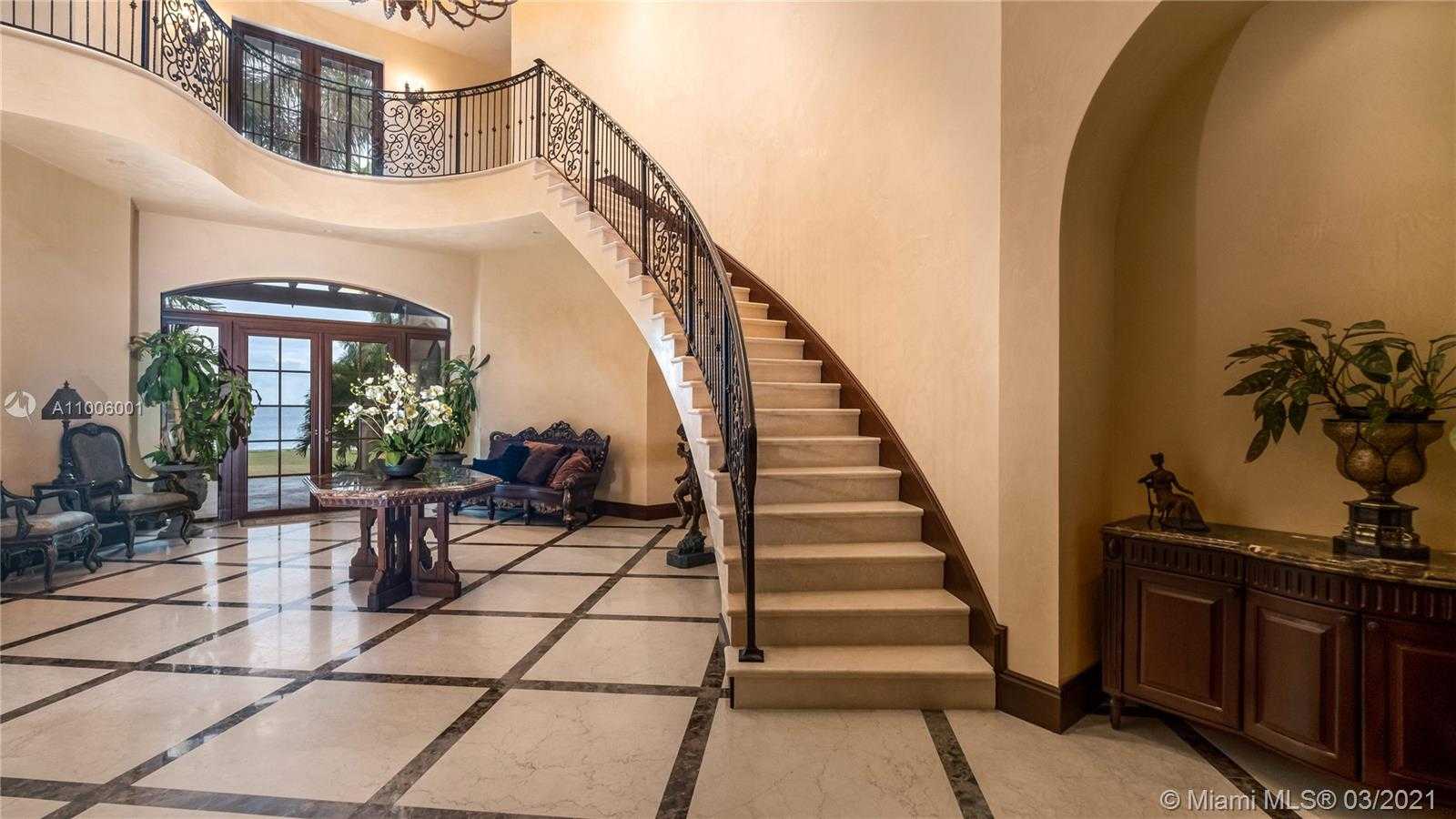 Small Image of 3503 MAIN LODGE DR, Miami Number 17