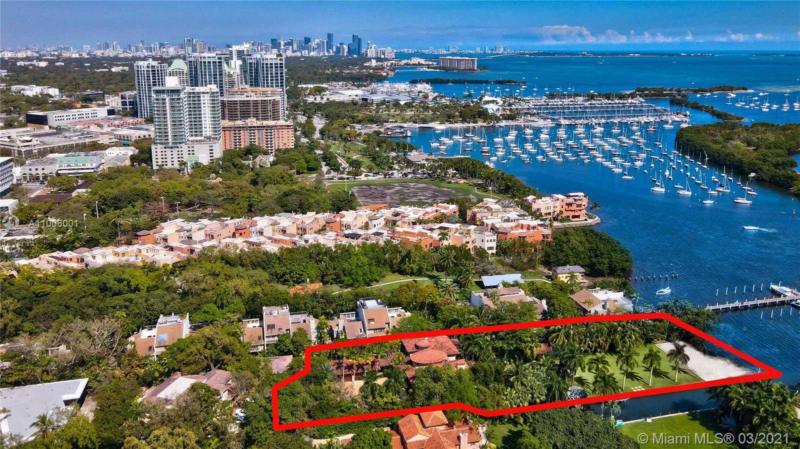 Small Image of 3503 MAIN LODGE DR, Miami Number 5