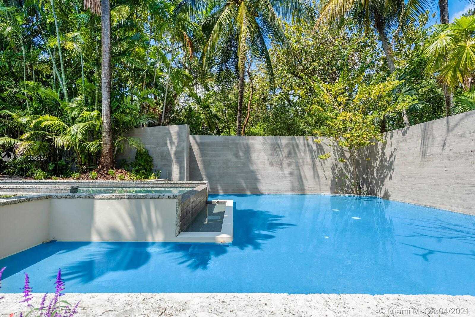 Small Image of 3651 SAINT GAUDENS RD, Miami Number 41