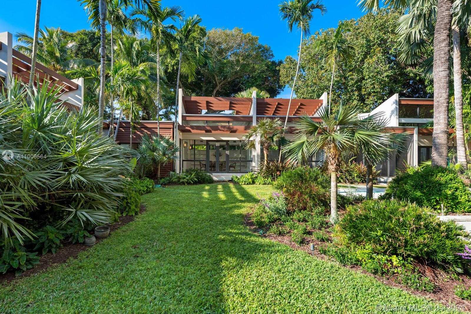 Small Image of 3651 SAINT GAUDENS RD, Miami Number 43