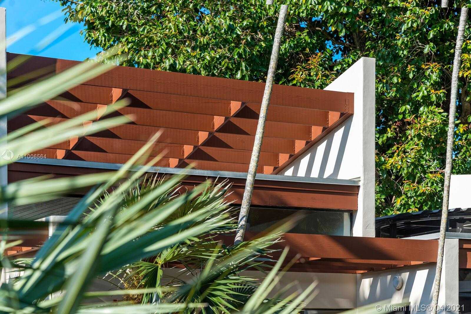 Small Image of 3651 SAINT GAUDENS RD, Miami Number 45