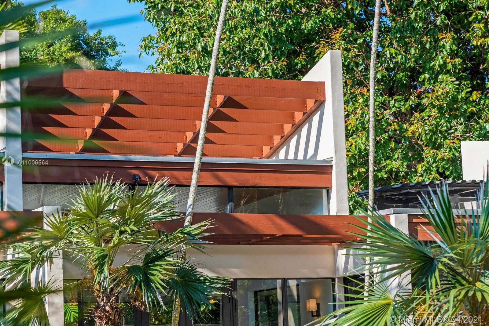 Small Image of 3651 SAINT GAUDENS RD, Miami Number 49