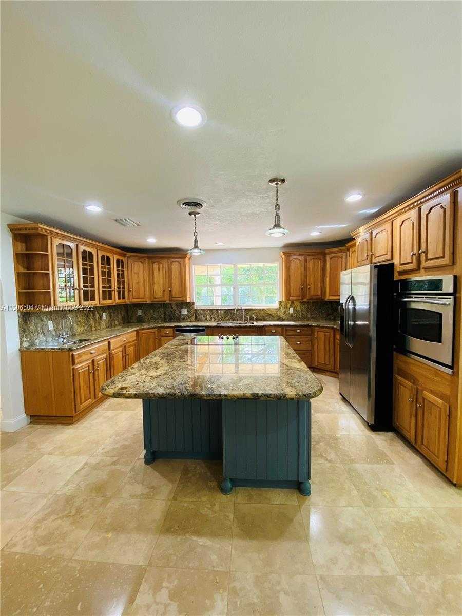 Small Image of 4181 SOUTH WEST 103RD AVE, Davie Number 13