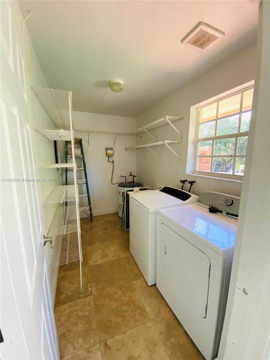 Small Image of 4181 SOUTH WEST 103RD AVE, Davie Number 19