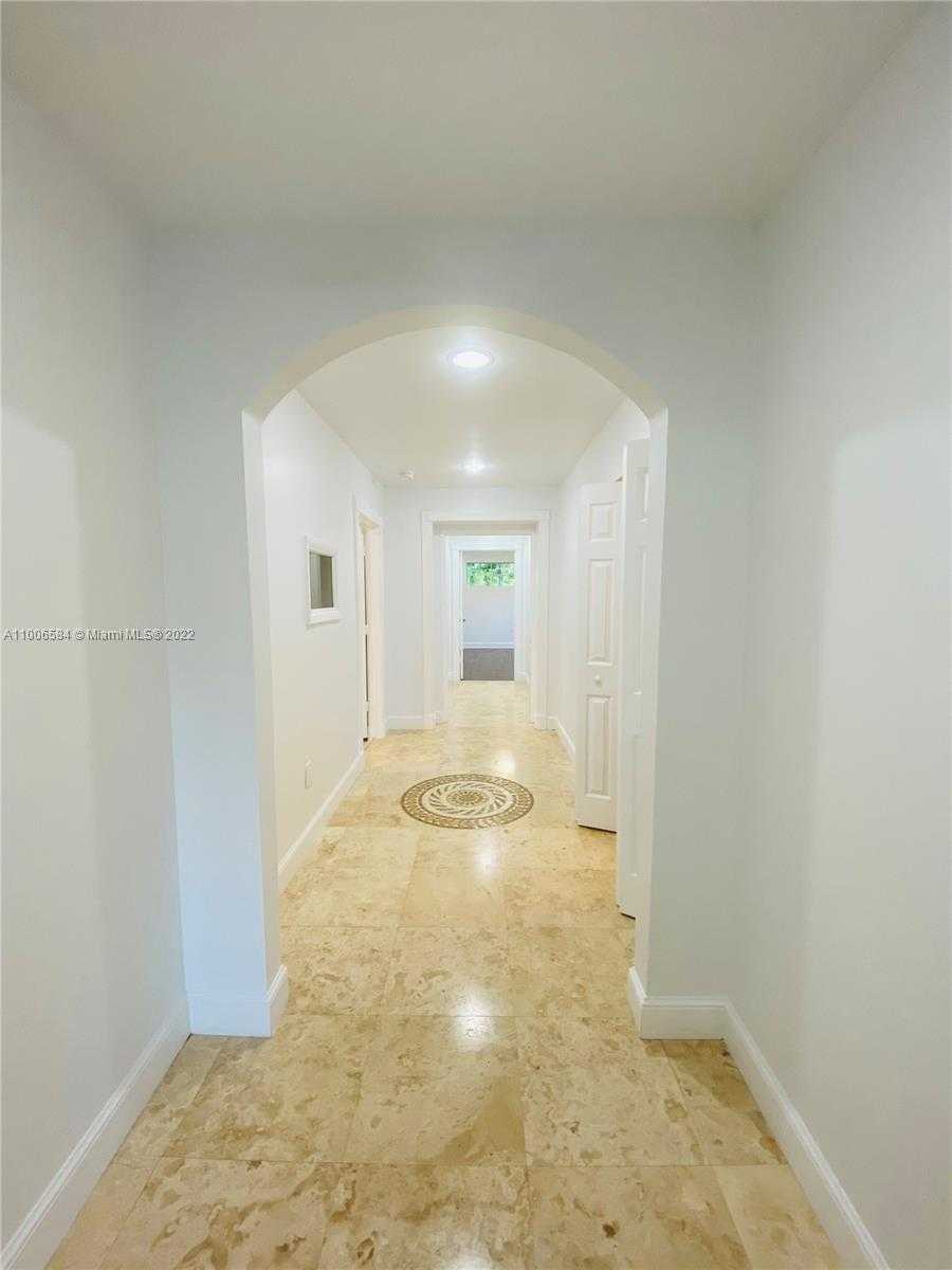 Small Image of 4181 SOUTH WEST 103RD AVE, Davie Number 20