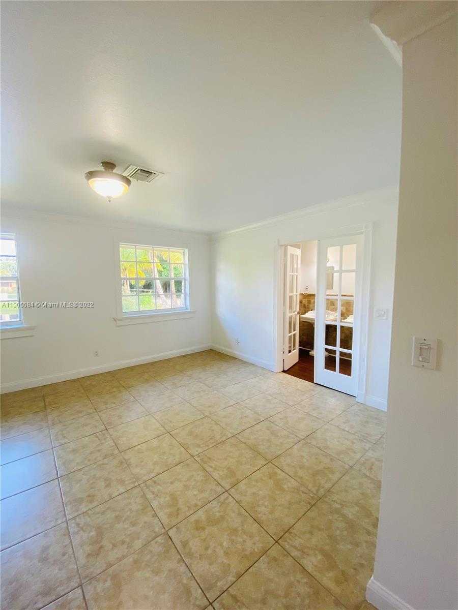 Small Image of 4181 SOUTH WEST 103RD AVE, Davie Number 22