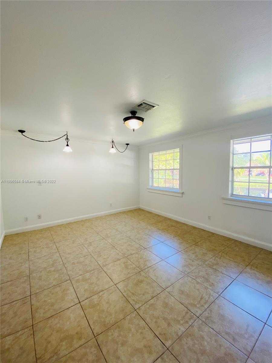Small Image of 4181 SOUTH WEST 103RD AVE, Davie Number 23