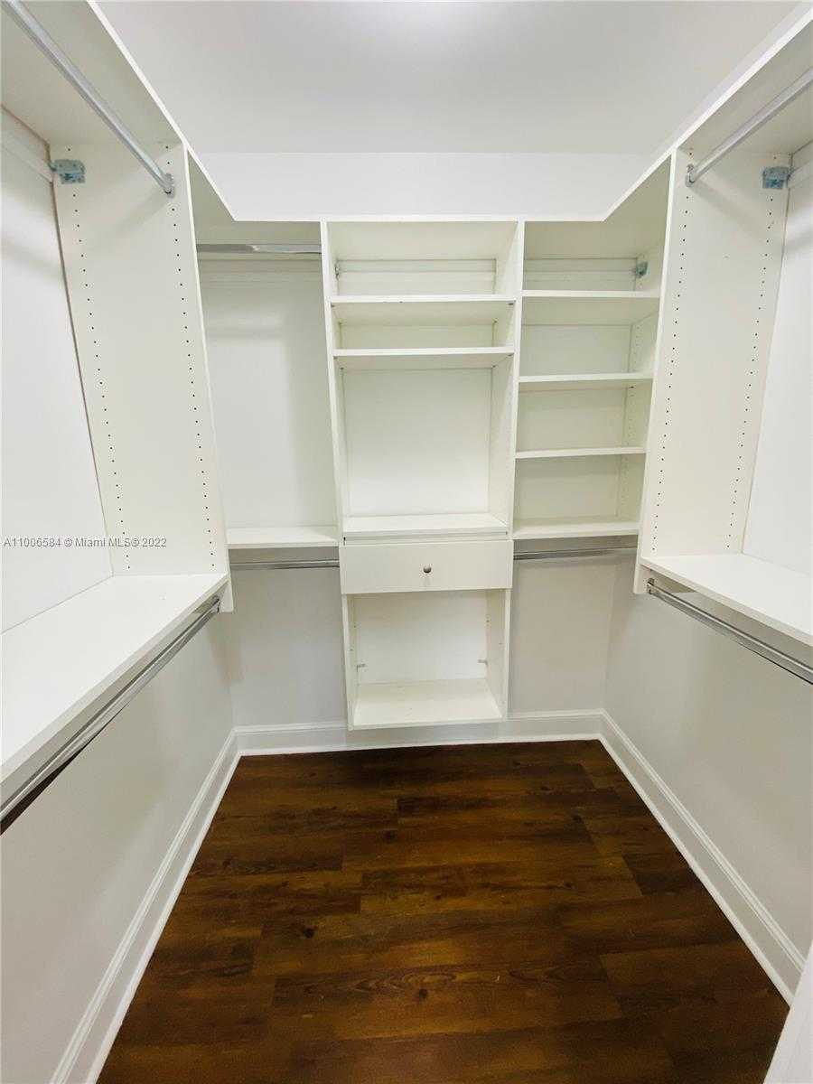 Small Image of 4181 SOUTH WEST 103RD AVE, Davie Number 24