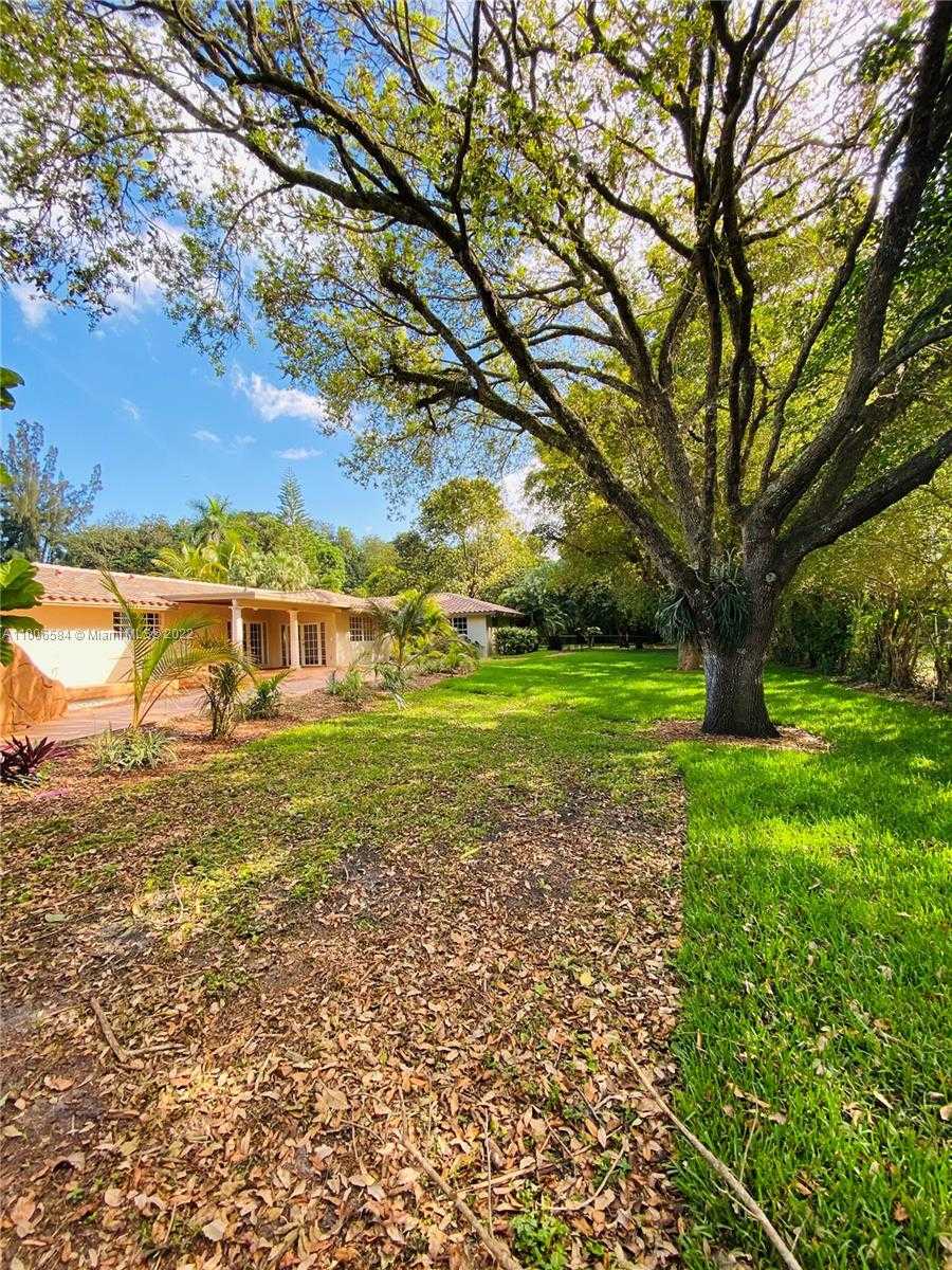 Small Image of 4181 SOUTH WEST 103RD AVE, Davie Number 38