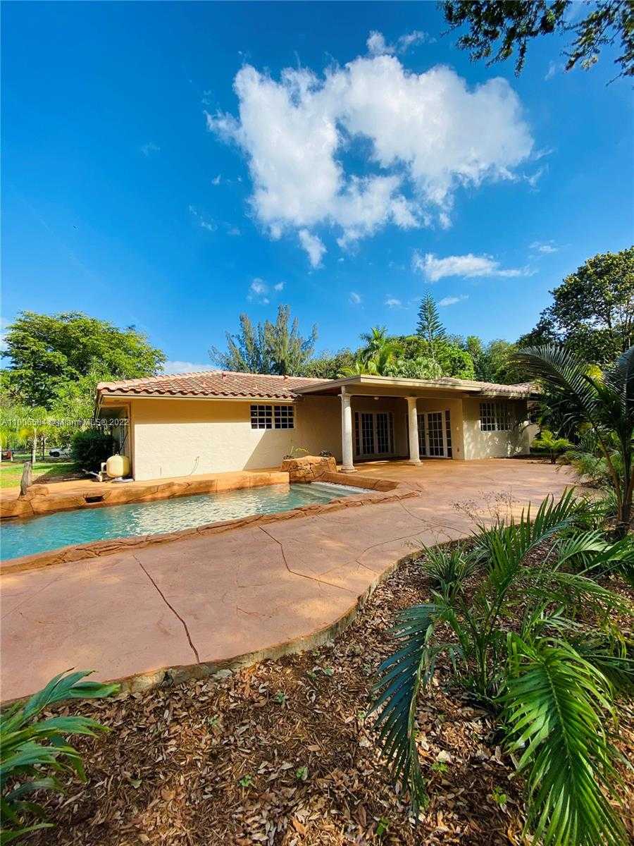 Small Image of 4181 SOUTH WEST 103RD AVE, Davie Number 8