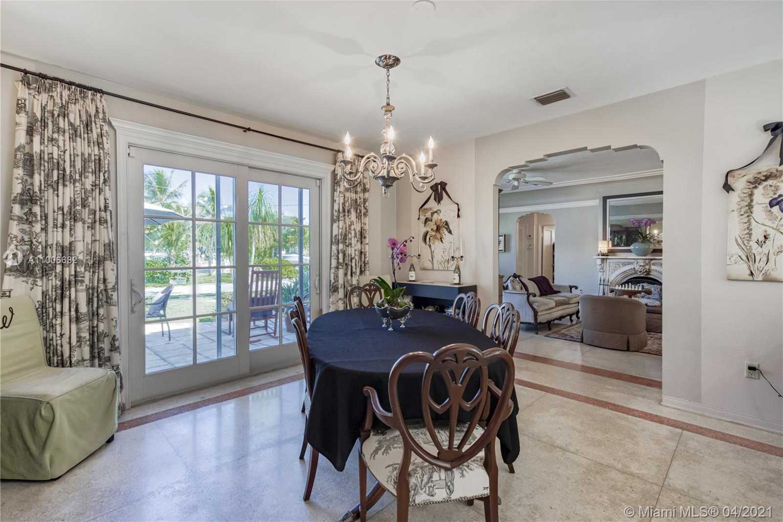 Small Image of 1124 NORTH EAST 89TH ST, Miami Number 10