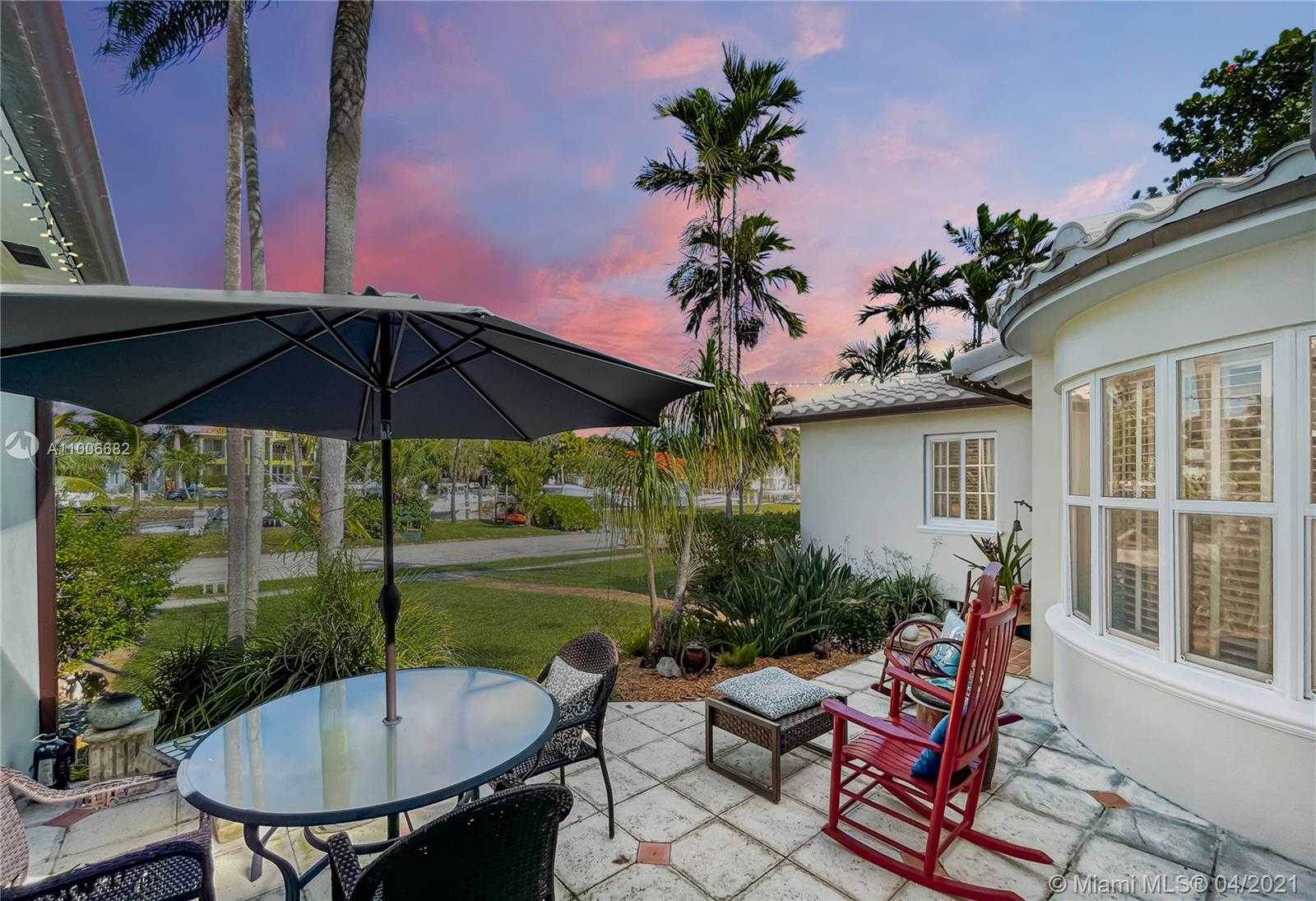Small Image of 1124 NORTH EAST 89TH ST, Miami Number 4