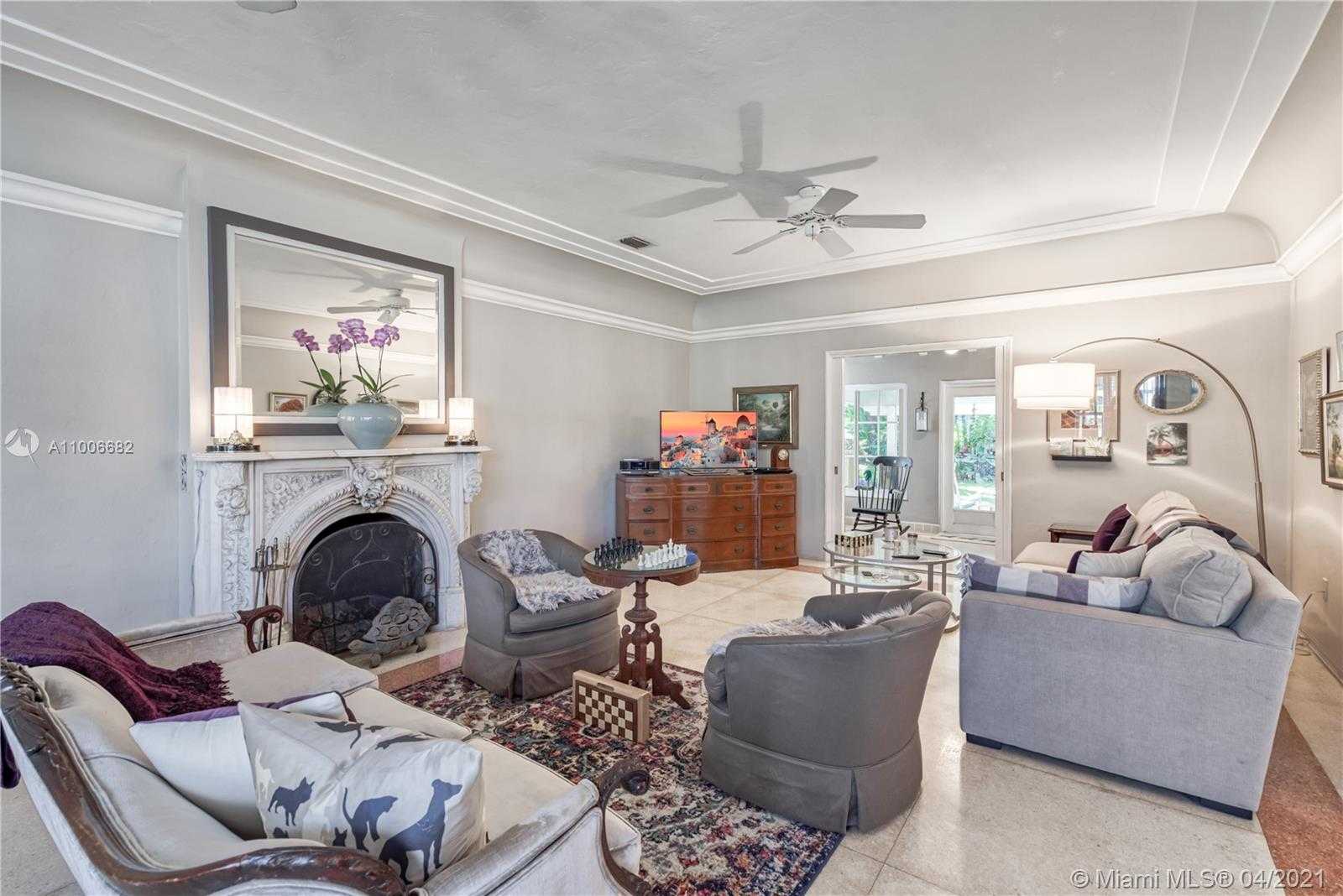 Small Image of 1124 NORTH EAST 89TH ST, Miami Number 5