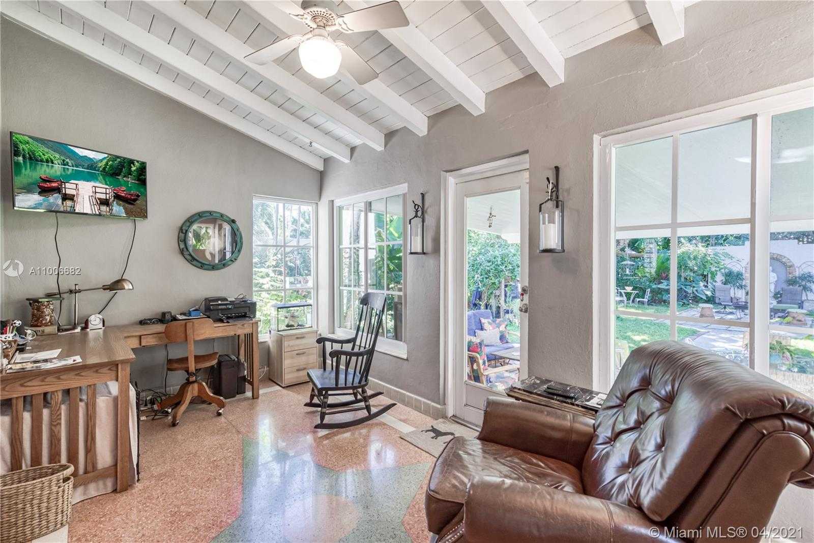 Small Image of 1124 NORTH EAST 89TH ST, Miami Number 7