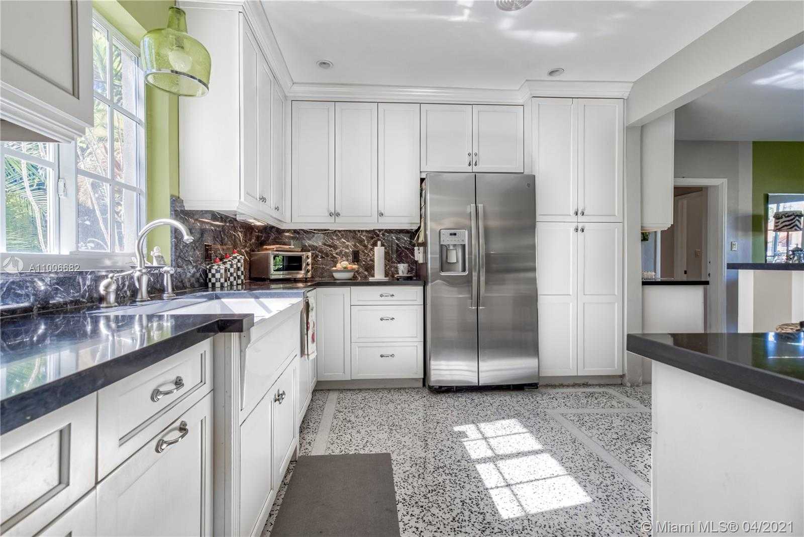 Small Image of 1124 NORTH EAST 89TH ST, Miami Number 8
