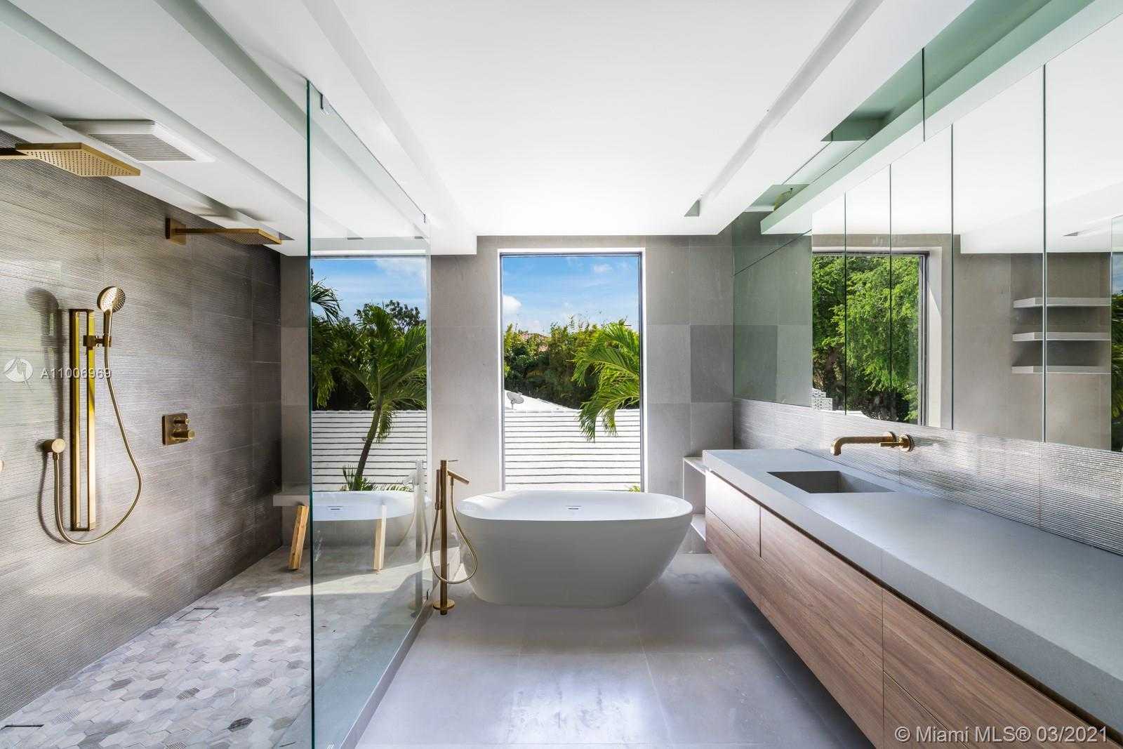 Small Image of 1529 MIDDLE RIVER DR, Fort Lauderdale Number 23