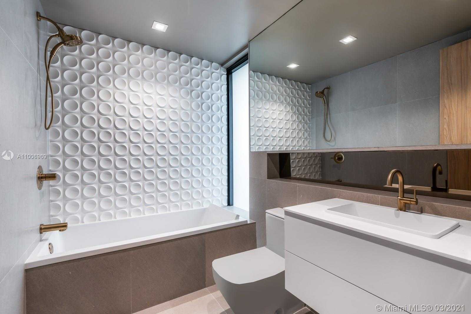 Small Image of 1529 MIDDLE RIVER DR, Fort Lauderdale Number 27
