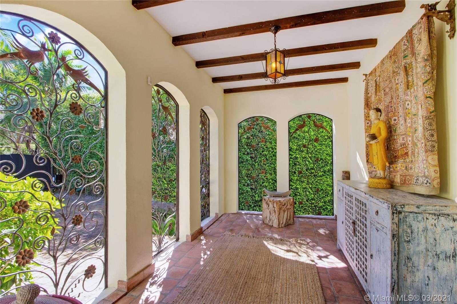 Small Image of 1760 JEFFERSON AVE, Miami Beach Number 2