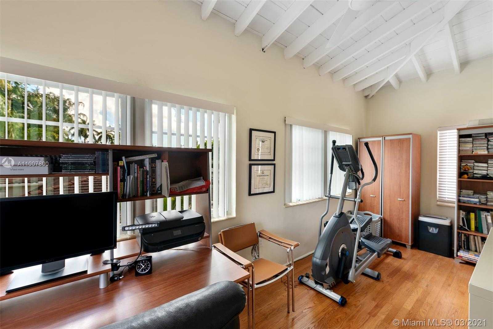 Small Image of 600 NORTH EAST 55TH TER, Miami Number 19