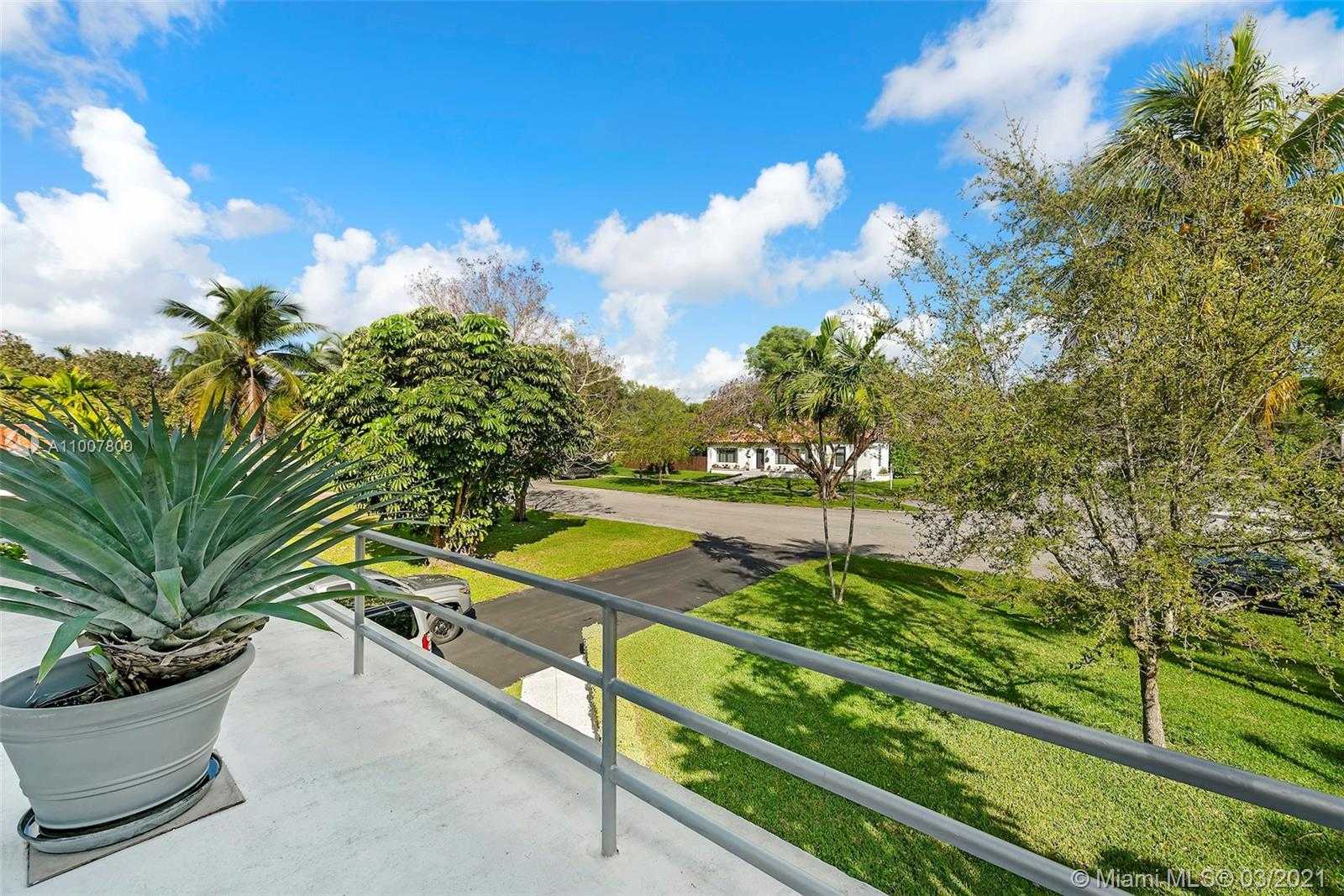 Small Image of 600 NORTH EAST 55TH TER, Miami Number 22