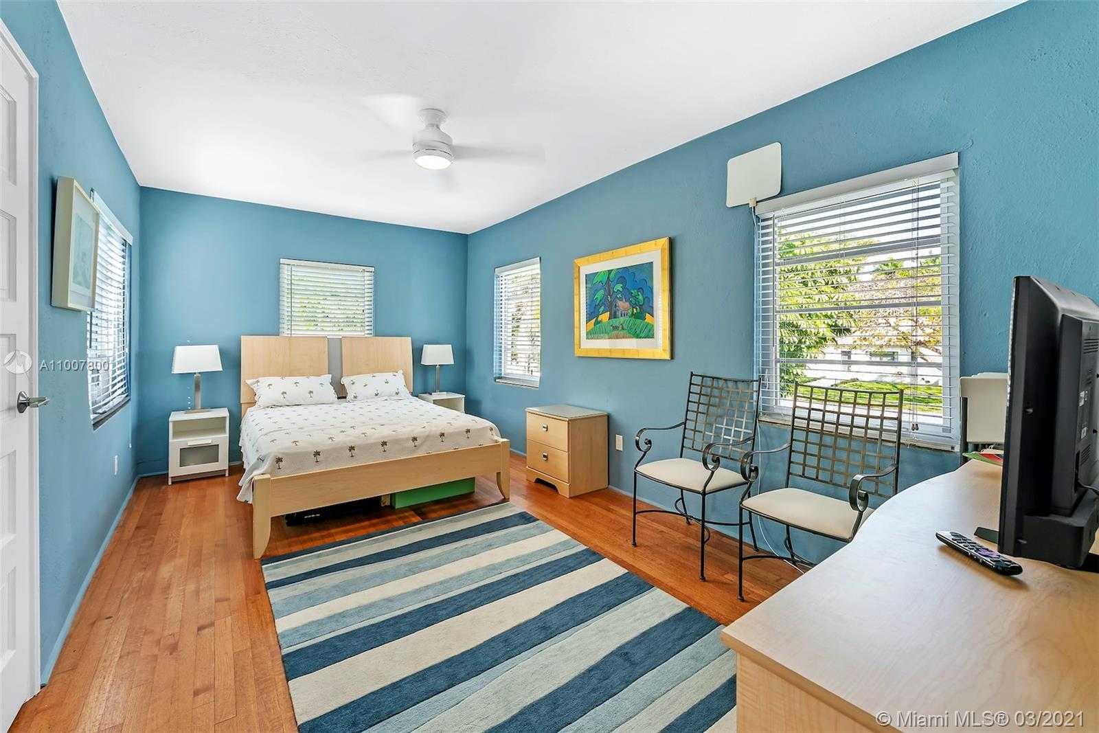 Small Image of 600 NORTH EAST 55TH TER, Miami Number 26