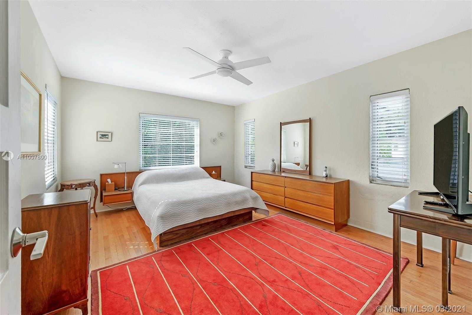 Small Image of 600 NORTH EAST 55TH TER, Miami Number 28
