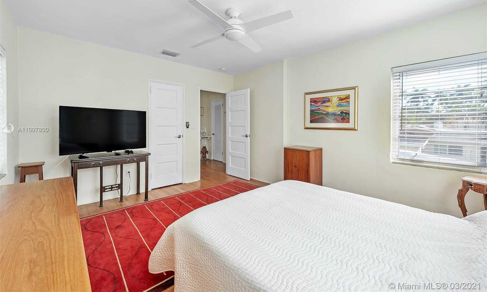 Small Image of 600 NORTH EAST 55TH TER, Miami Number 29