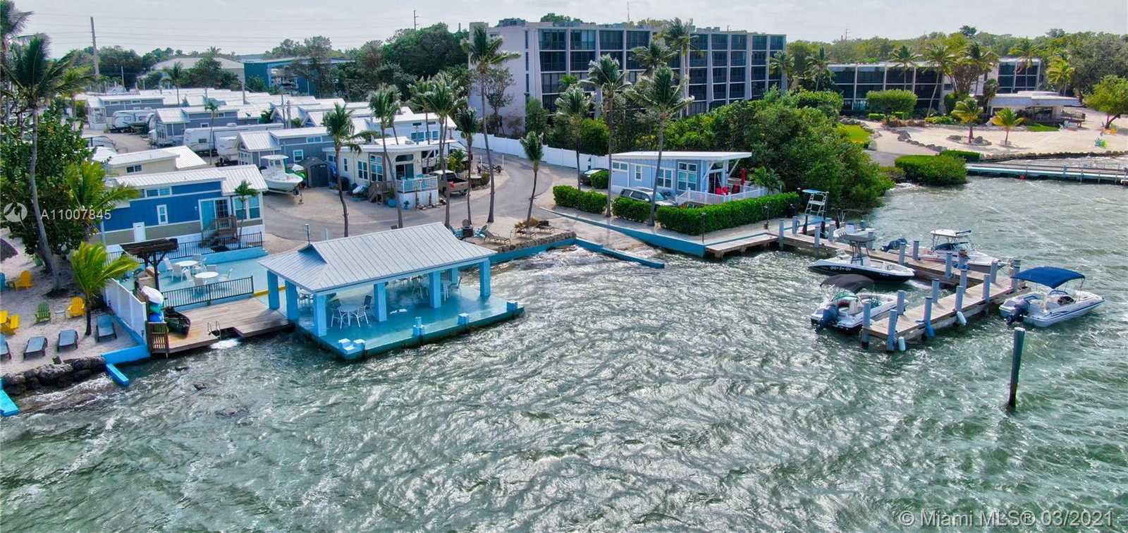 Small Image of 97680 OVERSEAS HIGHWAY, Key Largo Number 11