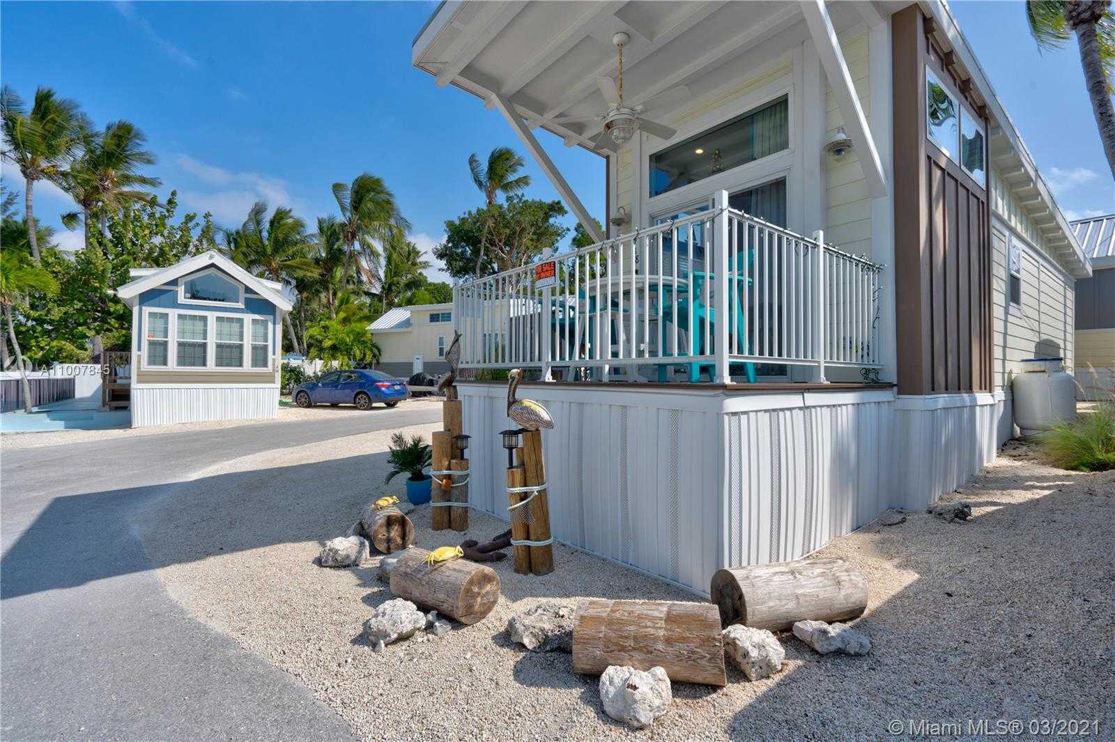 Small Image of 97680 OVERSEAS HIGHWAY, Key Largo Number 20