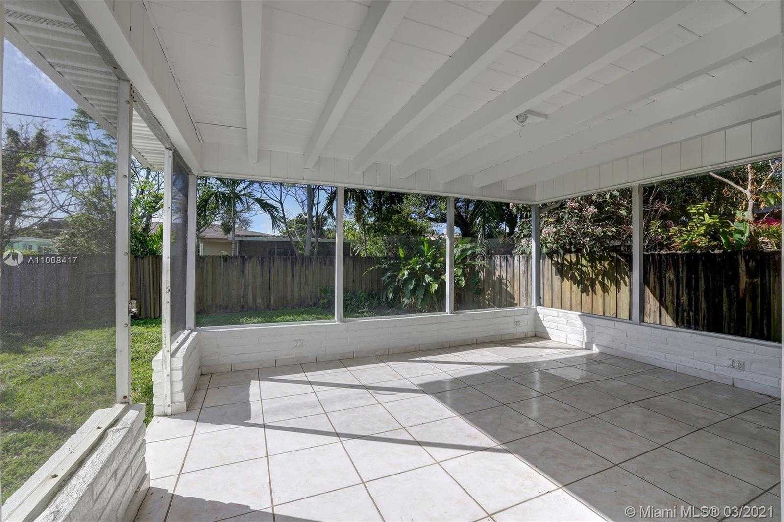 Small Image of 5916 SOUTH WEST 5TH TER, Miami Number 23