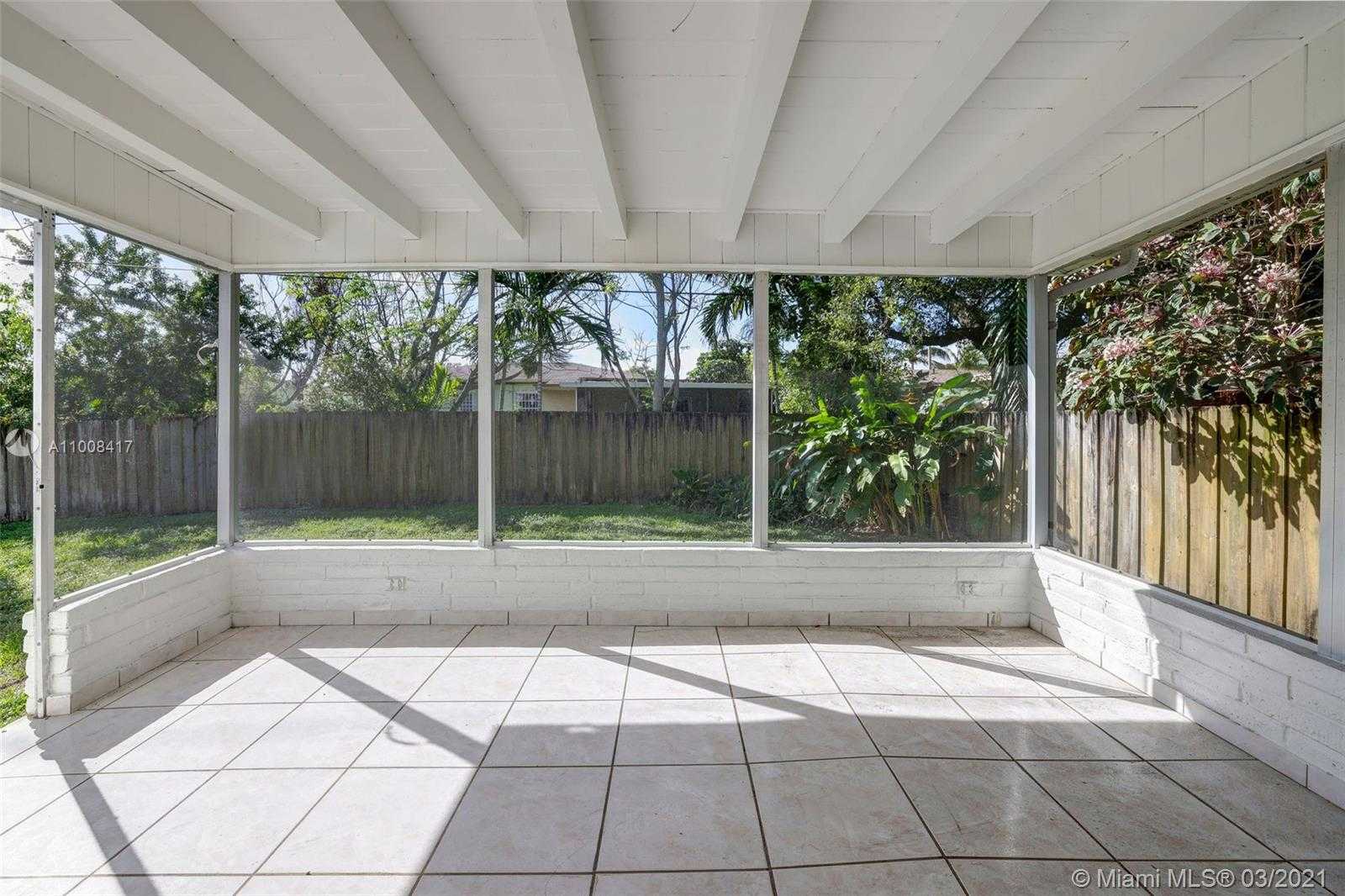 Small Image of 5916 SOUTH WEST 5TH TER, Miami Number 24