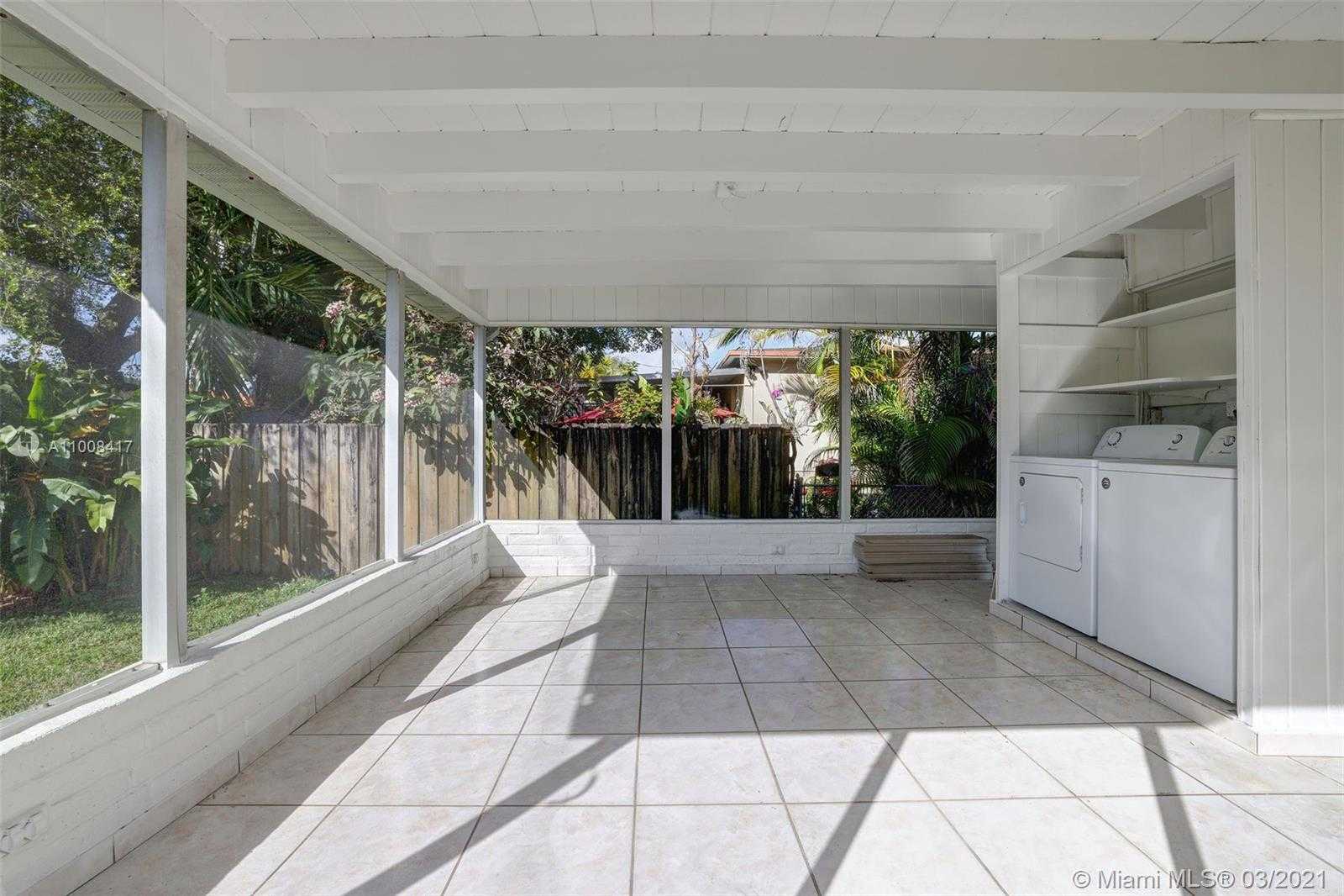 Small Image of 5916 SOUTH WEST 5TH TER, Miami Number 25