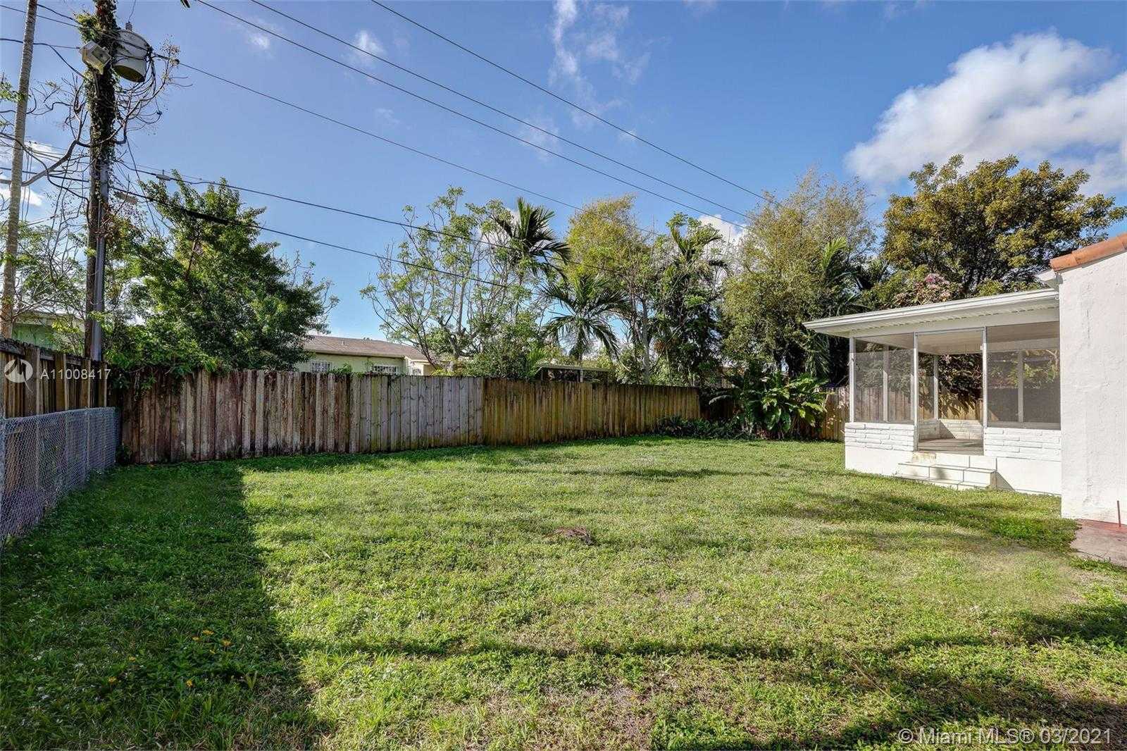 Small Image of 5916 SOUTH WEST 5TH TER, Miami Number 29